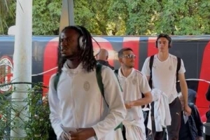 意媒：米兰全队前往罗马参加意杯决赛 邦多&amp;索蒂尔等伤员随队出征